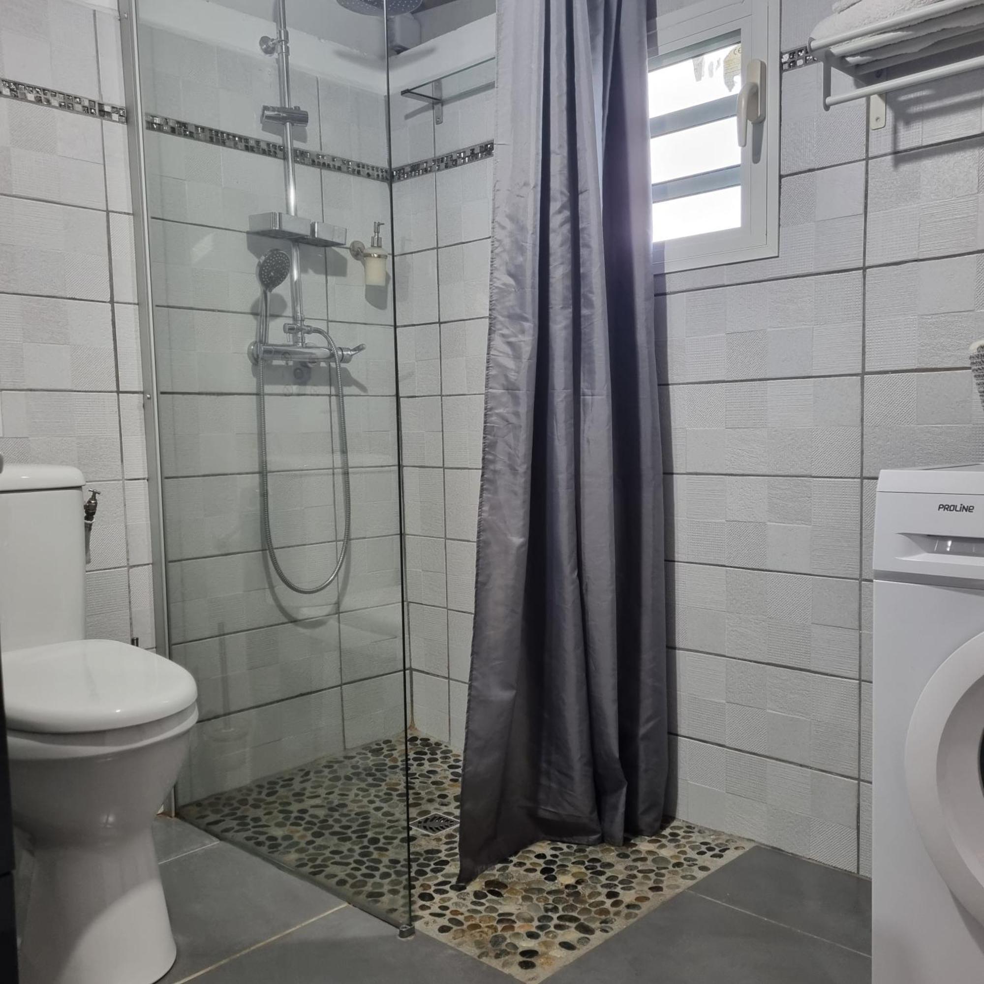 Charmant Studio D'Invite - Baie-Mahault Bagian luar foto
